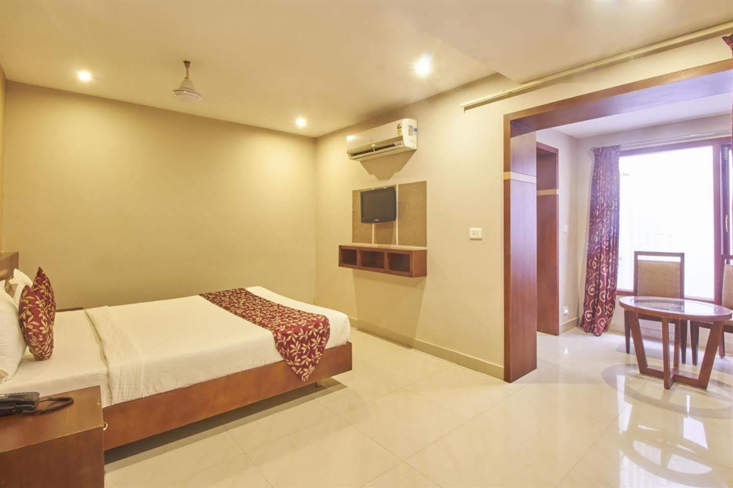 Pleasant Inn Pondicherry Exterior foto